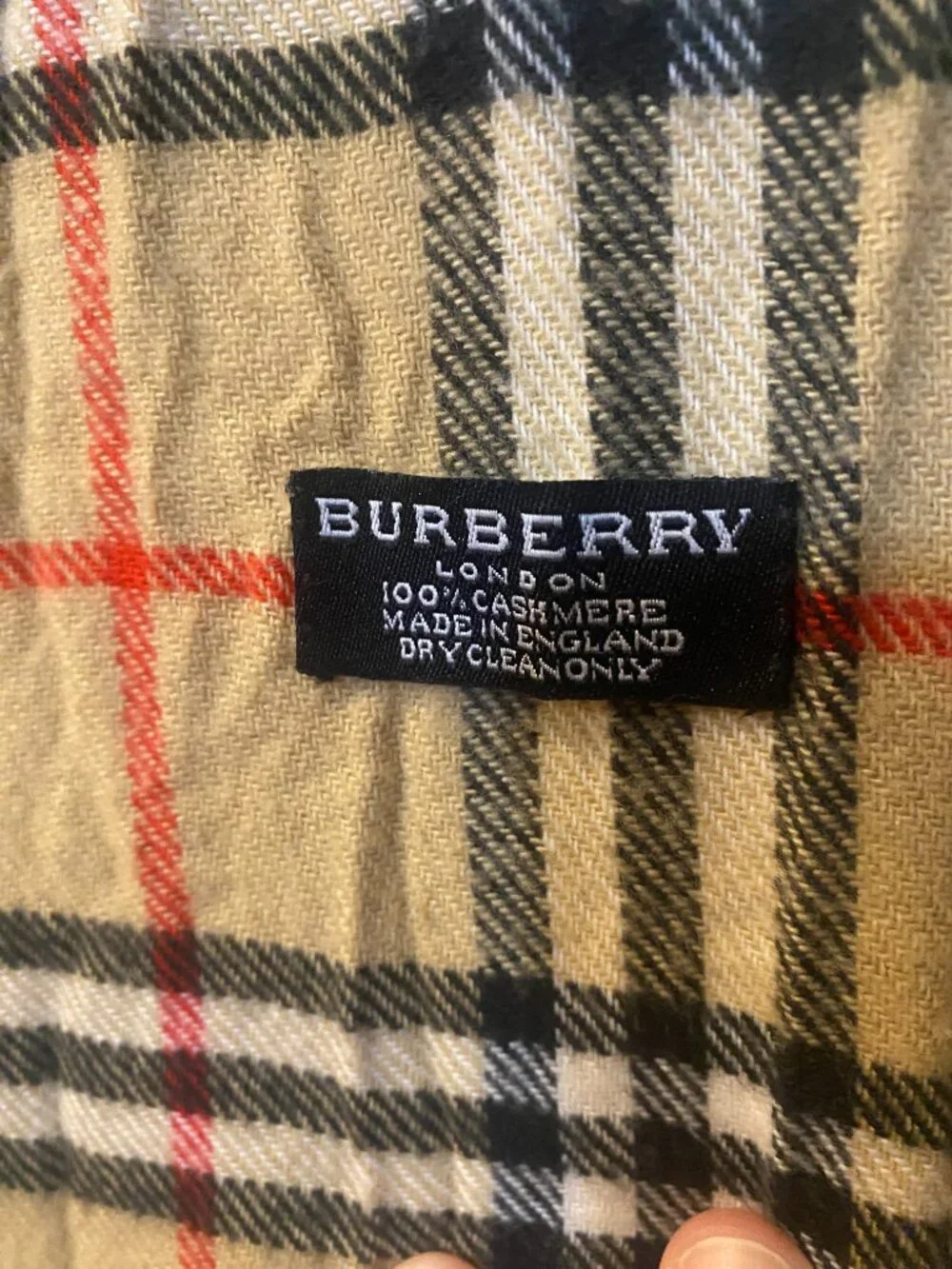 Burberry 100% Cashmere Nova Check Plaid Fringe Scarf England